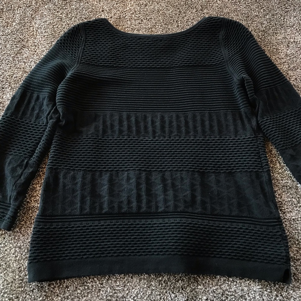 Banana Republic Black 3/4 Sleeve Textured Pattern Sweater - Picture 2 of 5